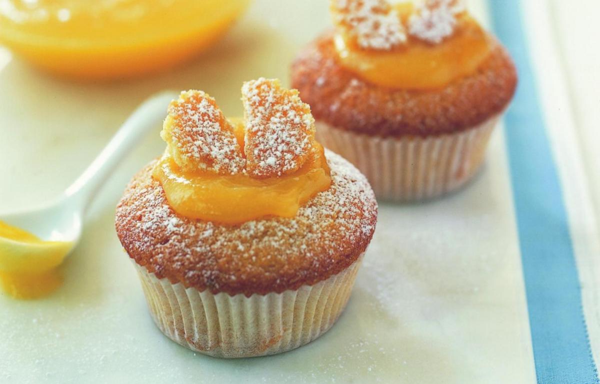 A picture of Cake of the Week: Lemon Curd Butterfly Cakes