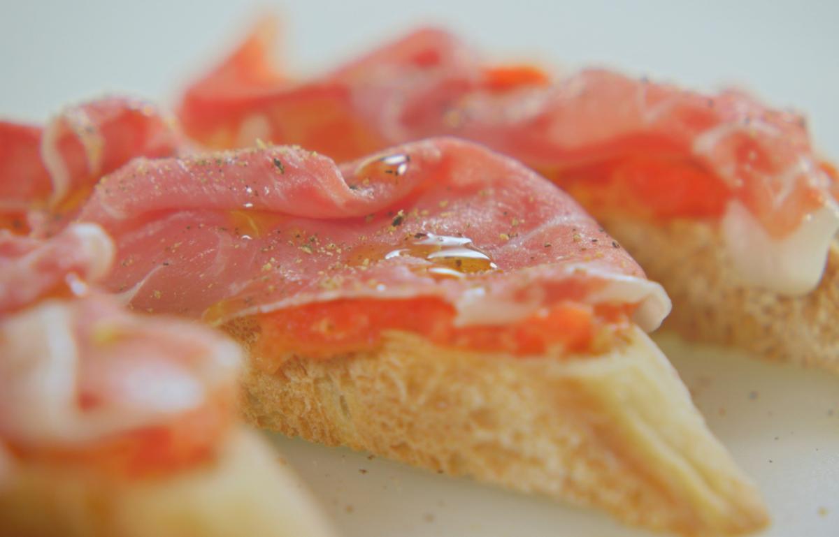 Spanish Tomato Bread | Recipes | Delia Online1200 x 769